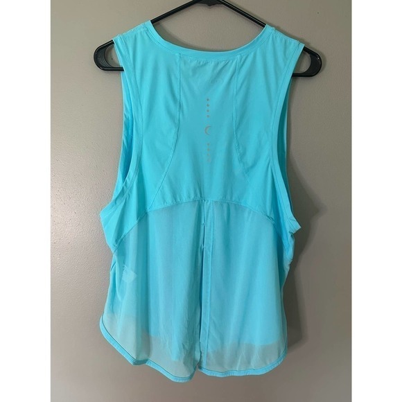 ZYIA Open Panel Split Back Mesh Tank - Picture 7 of 9